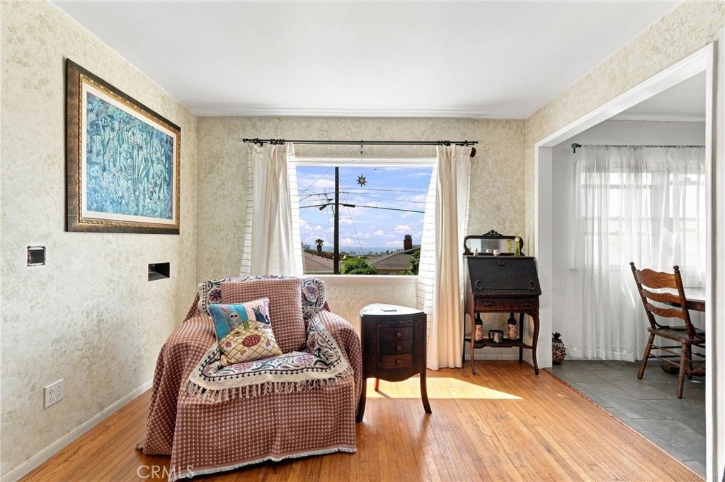 750 Hillcrest