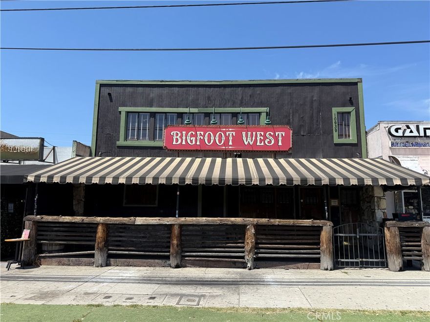 Single tenant net investment opportunity with long standing tenant in place.  4 years approximate remaining on current lease extension and one 5 year option subsequent. Excellent street exposure on Venice Blvd. Parking in the rear on the alley.  Offices or storage use on the second floor.