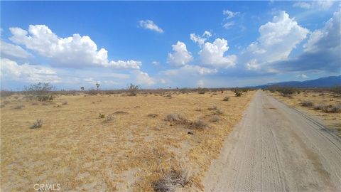 Photo of 18 AC Eaby Road, Phelan, CA 92371 (MLS # HD25055960) Photo of 18 AC Eaby Road, Phelan, CA 92371 (MLS # HD25055960)