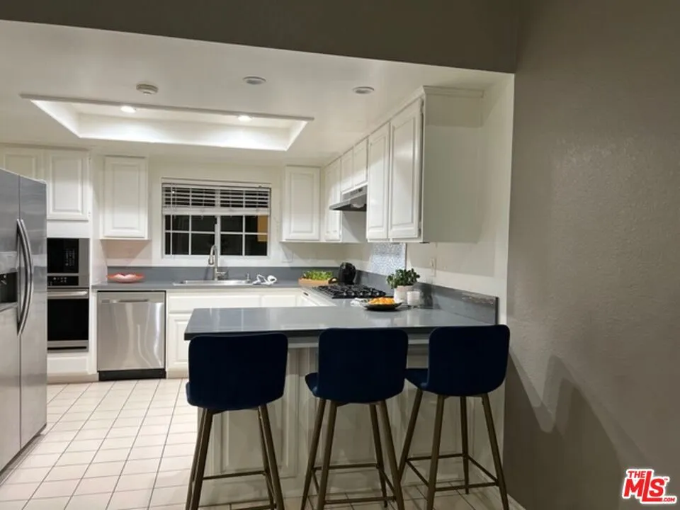 Redondo Beach, California 90278, United States, 3 Bedrooms Bedrooms, ,2 BathroomsBathrooms,Residential,Active,152767