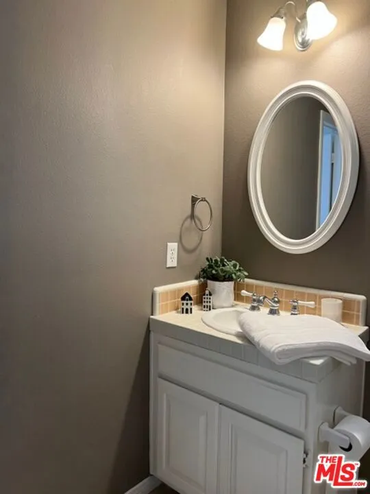 Redondo Beach, California 90278, United States, 3 Bedrooms Bedrooms, ,2 BathroomsBathrooms,Residential,Active,152767