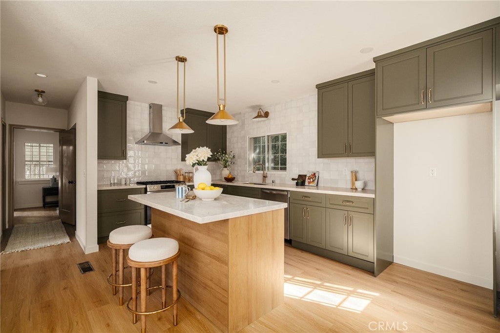 Photo of 3517 Ellsworth Street, Los Angeles, CA 90026 (MLS # WS26128806)