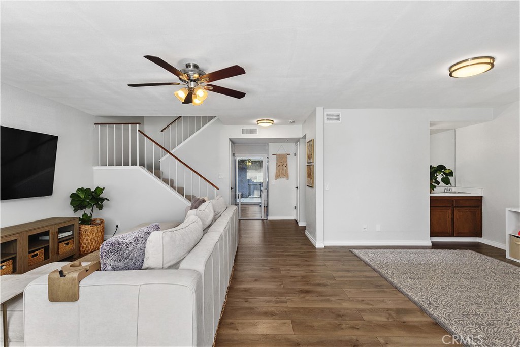 6216 Hefley Street 3