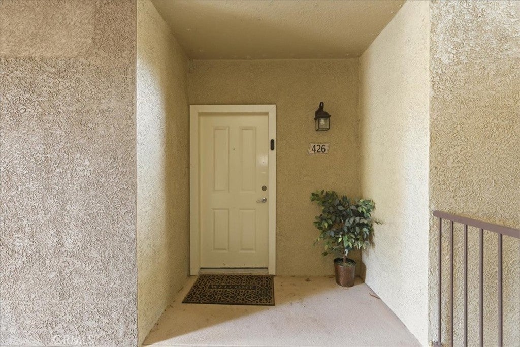 22681 Oakgrove 426