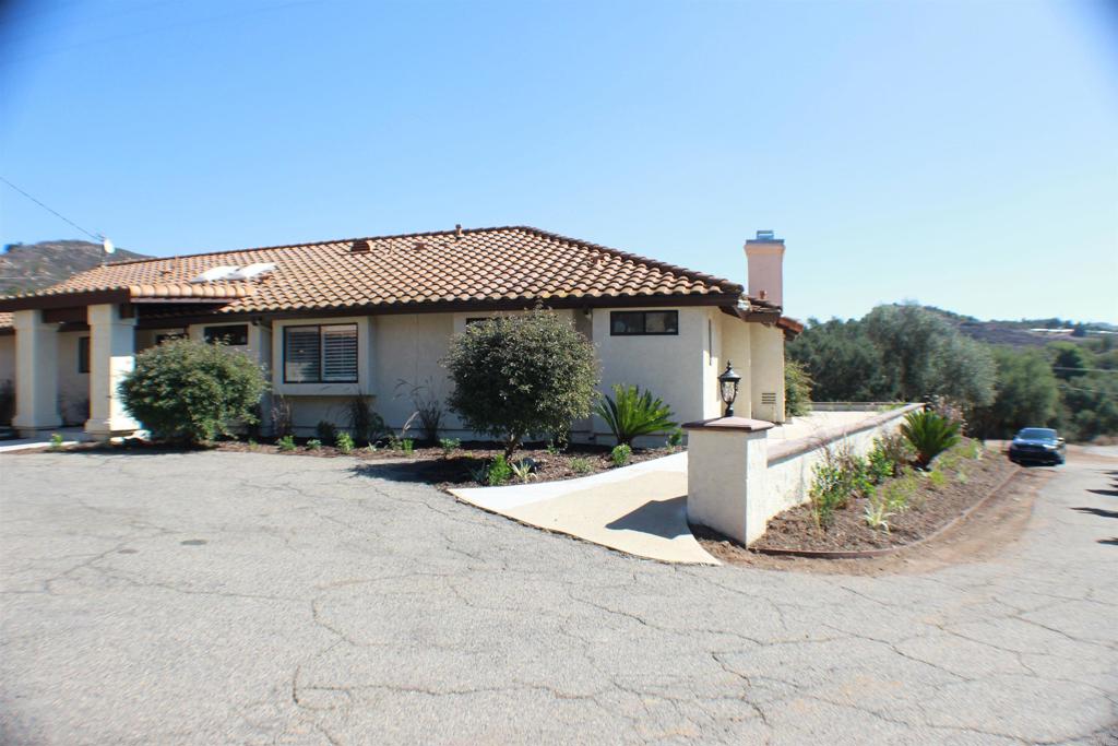 33140 Lilac Road