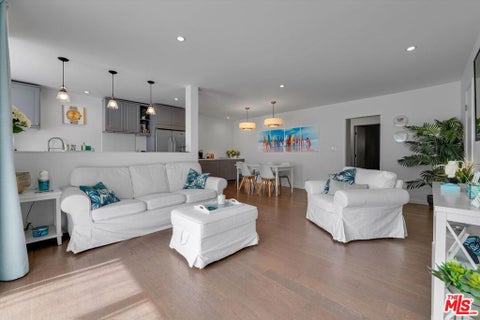 Photo of 1233 N Laurel Avenue #114, West Hollywood, CA 90046 (MLS # 26876505)