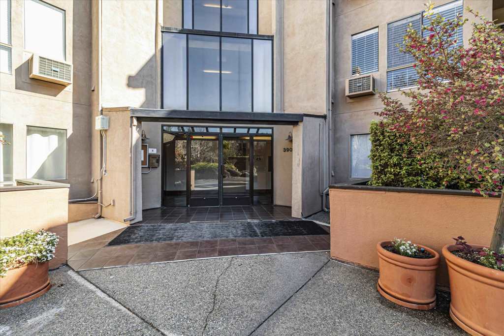 39059 Guardino Dr 206