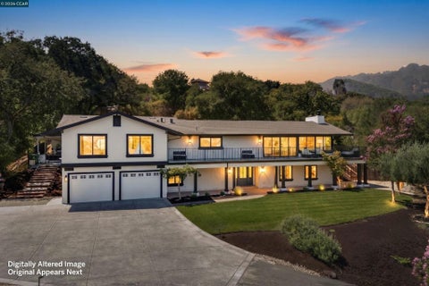 Photo of 481 Montcrest Pl Pl, Danville, CA 94526 (MLS # 41147460)