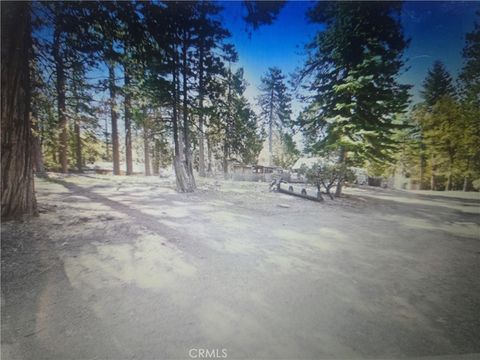 Photo of 0 Pine Ridge Road, Pine Cove, CA 92548 (MLS # SW26079878)