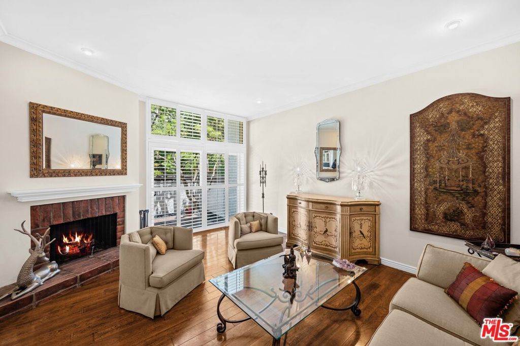 Photo of 1622 Palisades Drive, Pacific Palisades, CA 90272 (MLS # 25559483)