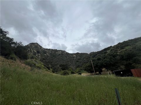 Photo of 0 Roosevelt Avenue, Castaic, CA 91384 (MLS # SR26034243)