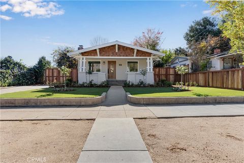 Photo of 400 Flower Street, Pasadena, CA 91104 (MLS # CV25274622)