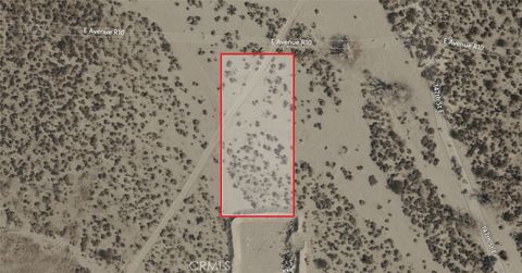 Photo of 147 Avenue R10, Sun Village, CA 93543 (MLS # SN25201484)