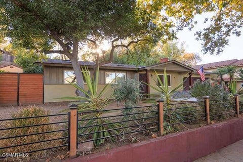 Photo of 807 Talbert Avenue, Simi Valley, CA 93065 (MLS # 226004608)