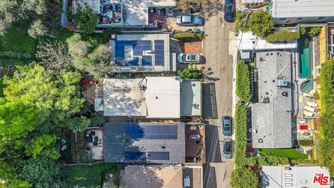 Photo of 8518 Walnut Drive, Los Angeles, CA 90046 (MLS # 26657313)