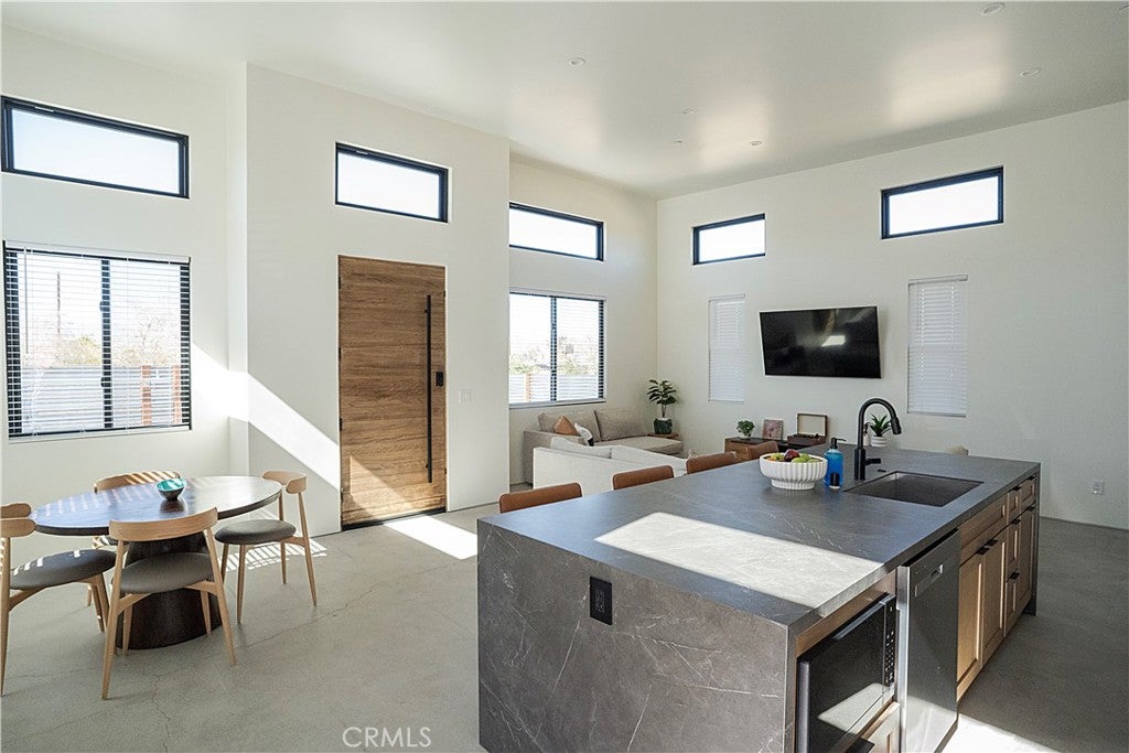62009 Mountain View