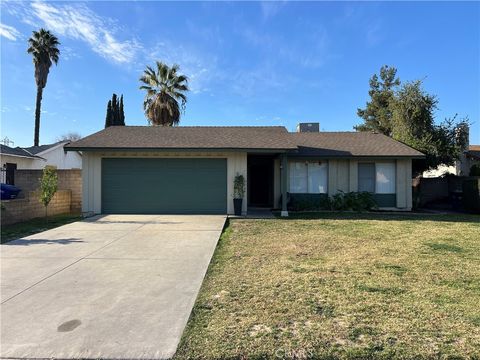 Photo of 25893 Amapolas St, Loma Linda, CA 92354 (MLS # IG26027294)