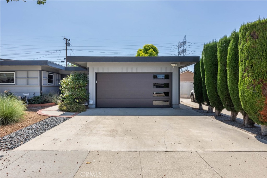 2054 pattiz avenue