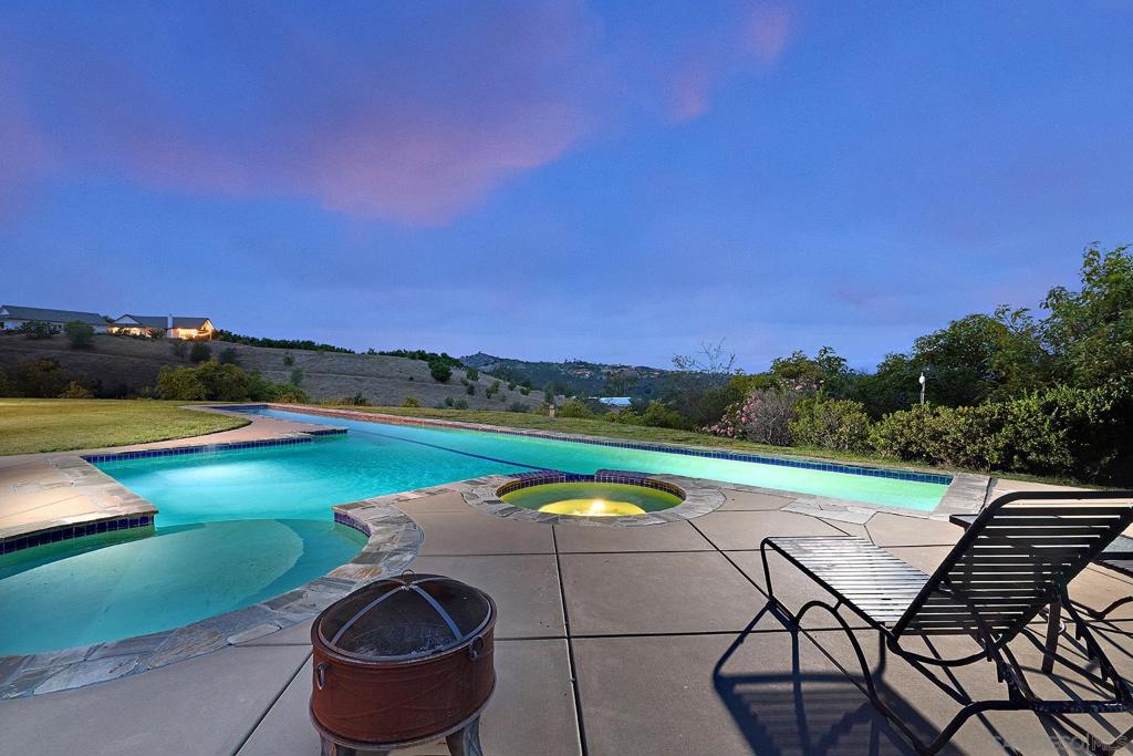 10790 Castle Heights Dr