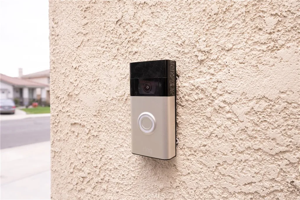 Fontana, California 92336, United States, 4 Bedrooms Bedrooms, ,3 BathroomsBathrooms,Residential,Active,207917