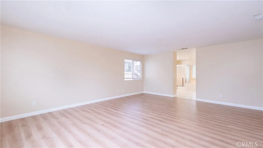 Fontana, California 92336, United States, 4 Bedrooms Bedrooms, ,3 BathroomsBathrooms,Residential,Active,207917