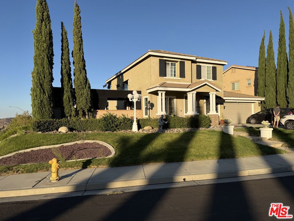 2409 Foxglove Court