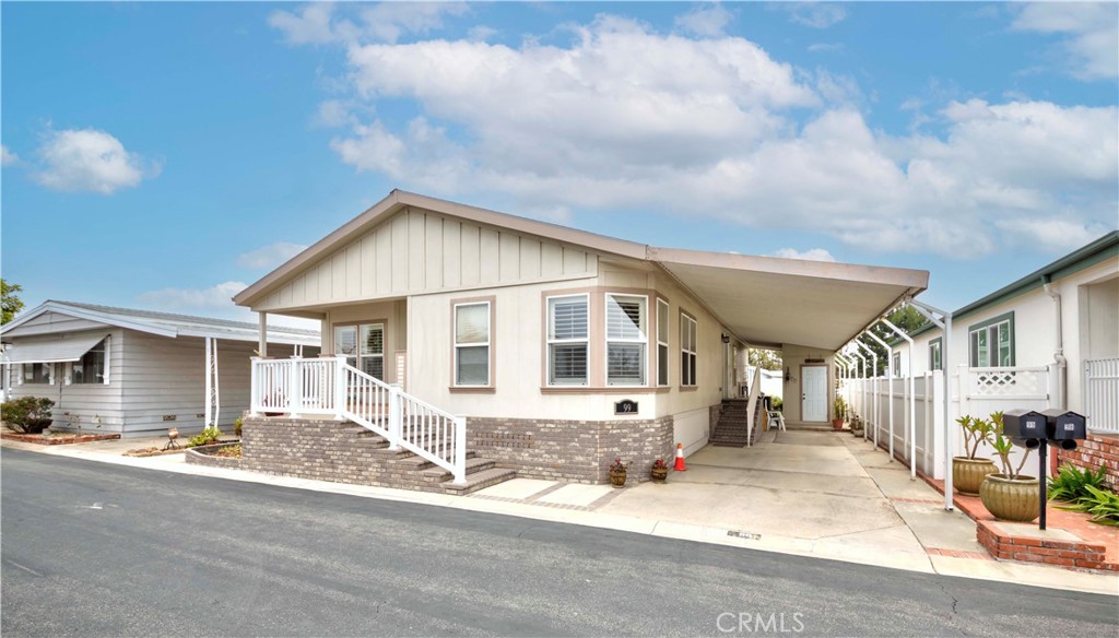 2851 Rolling Hills Drive 99