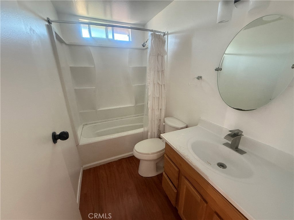732 W 12th