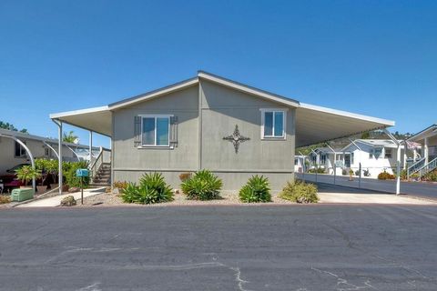 Photo of 1401 El Norte Parkway Pkwy #34, San Marcos, CA 92069 (MLS # 250038113SD) Photo of 1401 El Norte Parkway Pkwy #34, San Marcos, CA 92069 (MLS # 250038113SD)