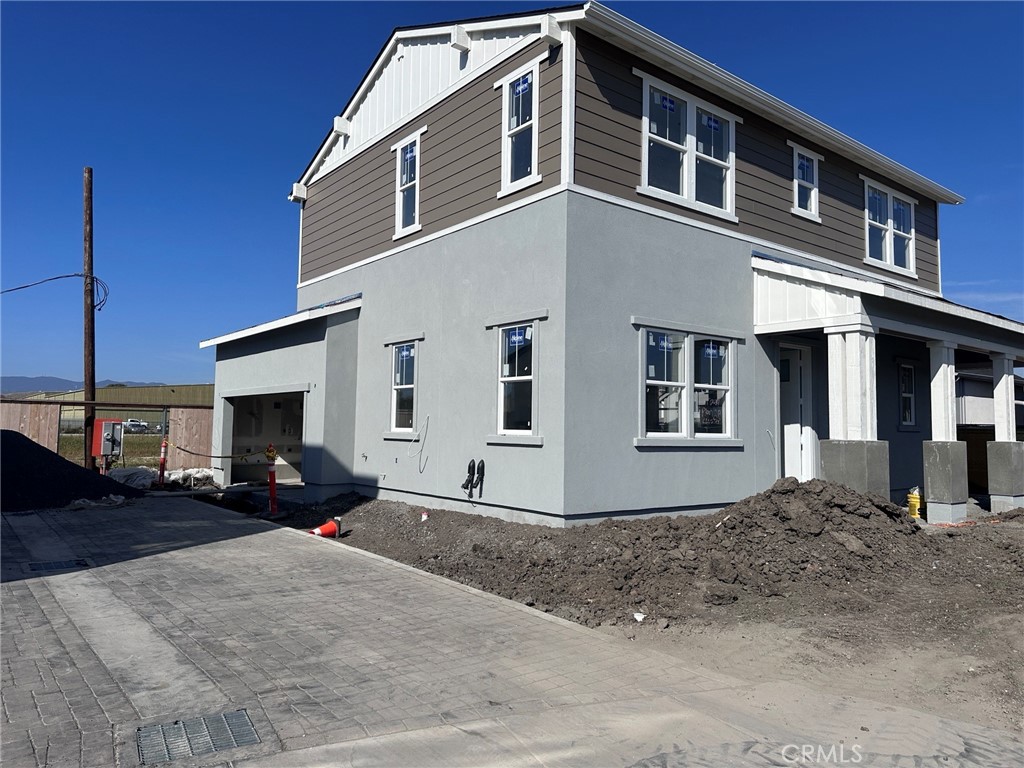 208 Kitty Hawk Court