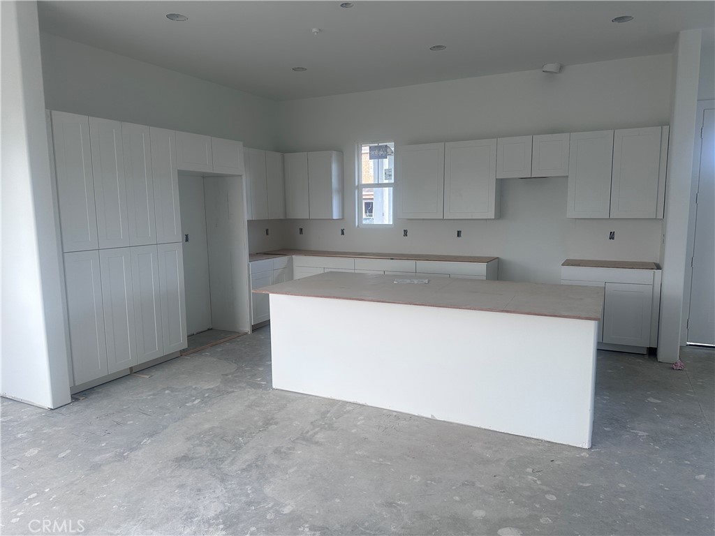 208 Kitty Hawk Court