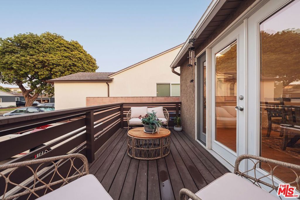 Photo of 5215 Emporia Avenue, Culver City, CA 90230 (MLS # 25584335)