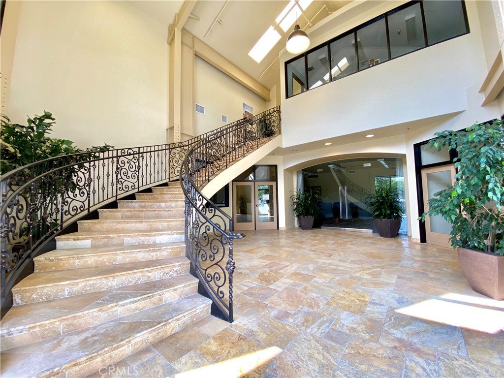 615 Clarion Court