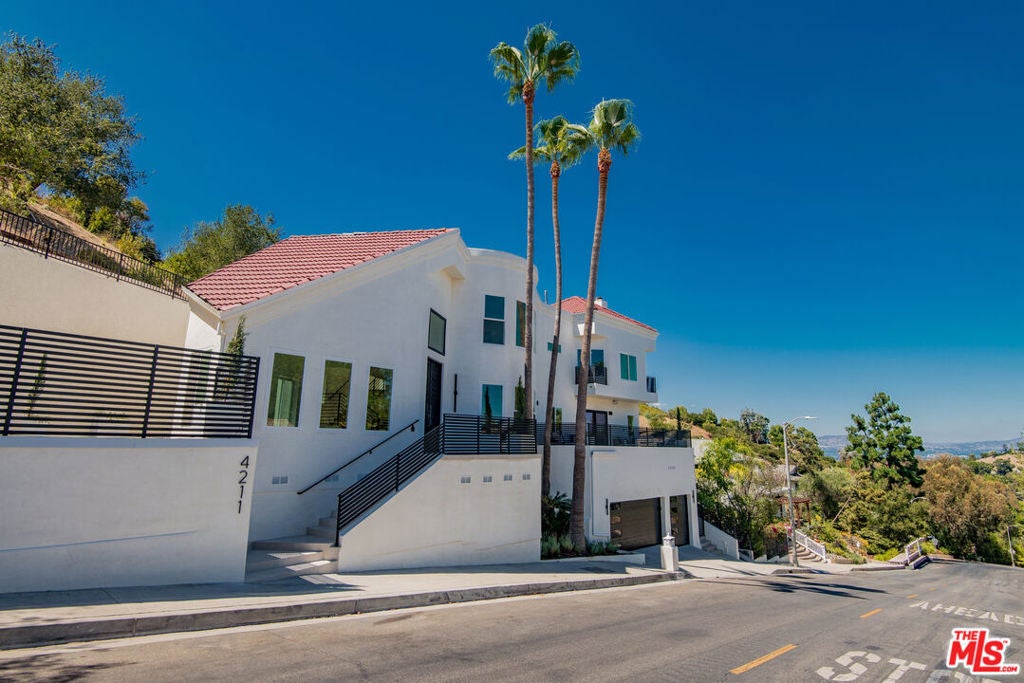 4211 Nogales Drive