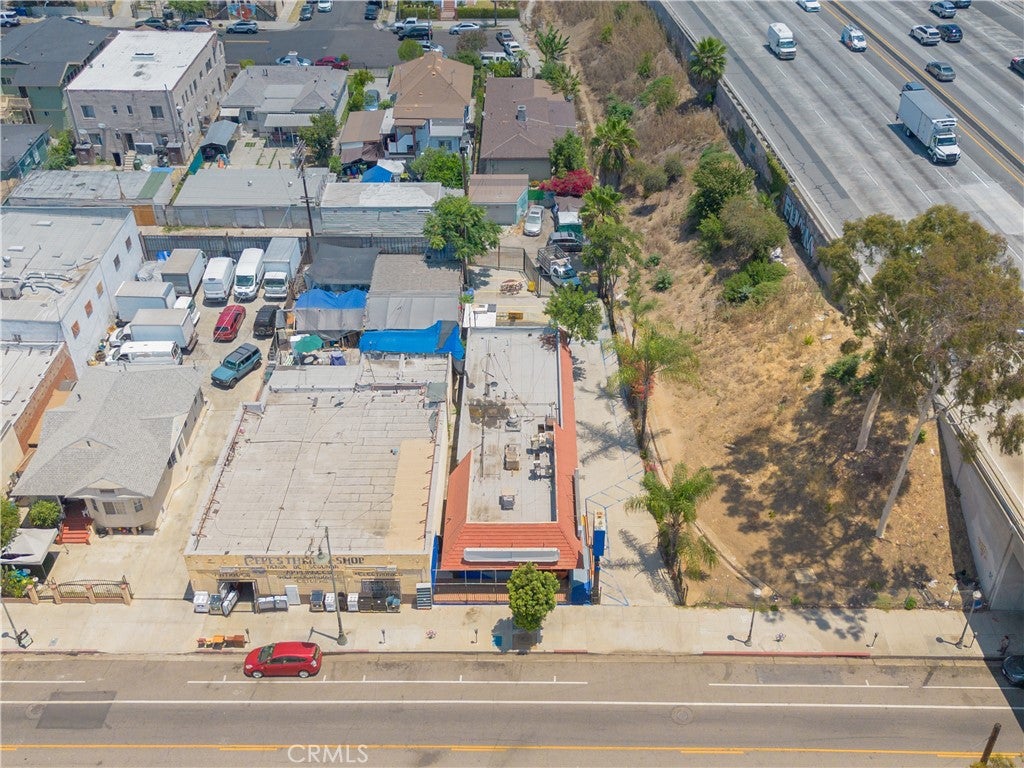 1949 E 1st