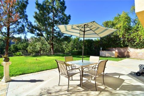 Tiny photo for 24310 Belford Court, West Hills, CA 91307 (MLS # SR26194790)