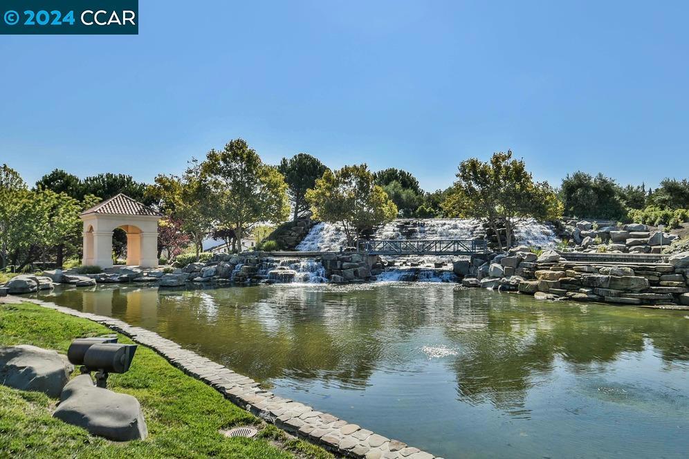 BRIDGES - Residential