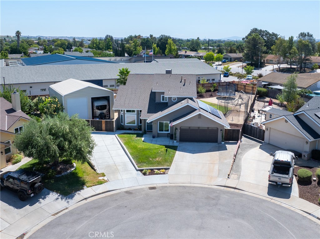 1128 Golf Place