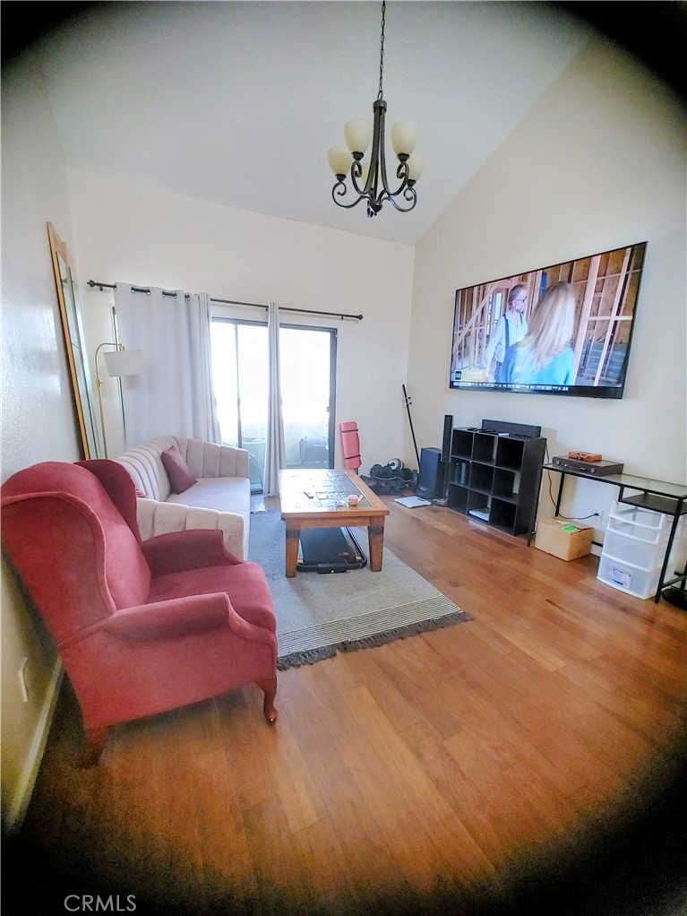 Peachland Condos (PCHC) - Residential