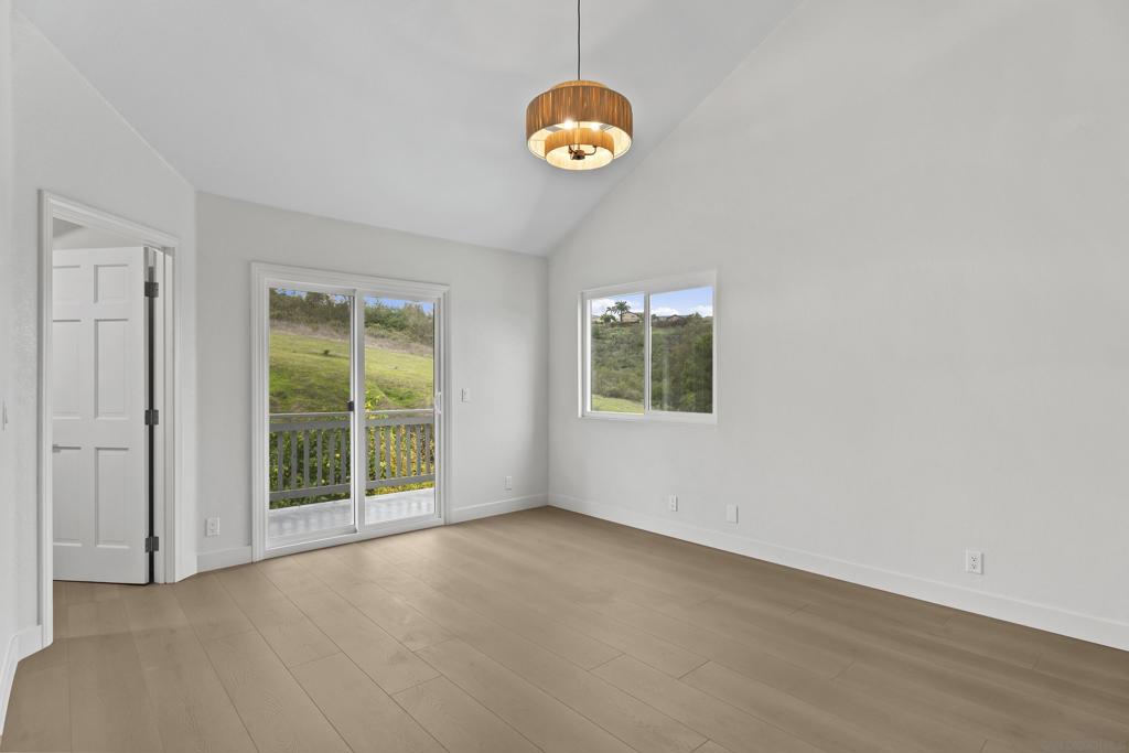 San Carlos - Residential