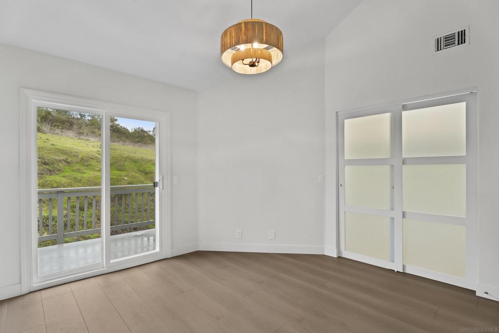 San Carlos - Residential