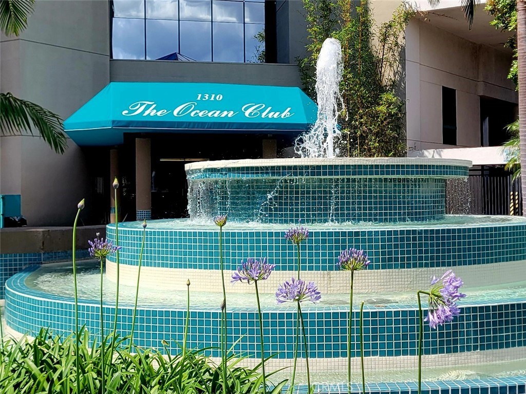 1310 E Ocean 905