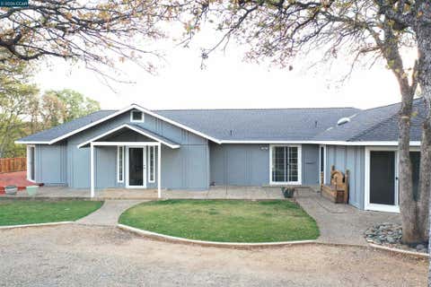Photo of 14630 Saints Croy RD, Red Bluff, CA 96080 (MLS # 41140373)