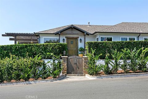 Photo of 228 Ledroit Street, Laguna Beach, CA 92651 (MLS # LG26077511)