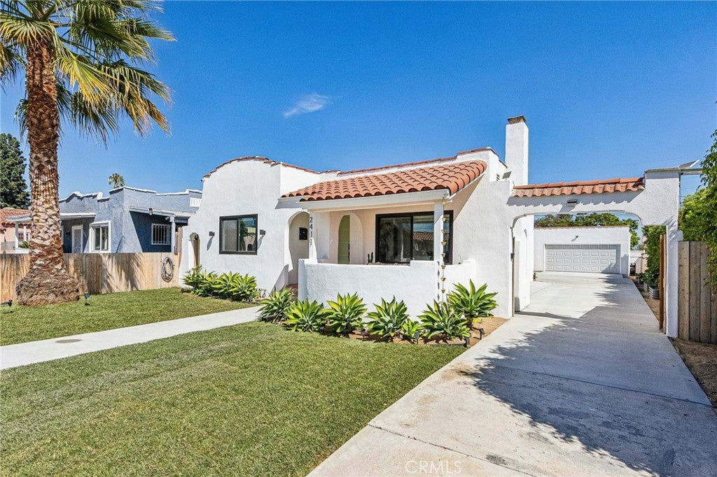 2417 W 75th Street