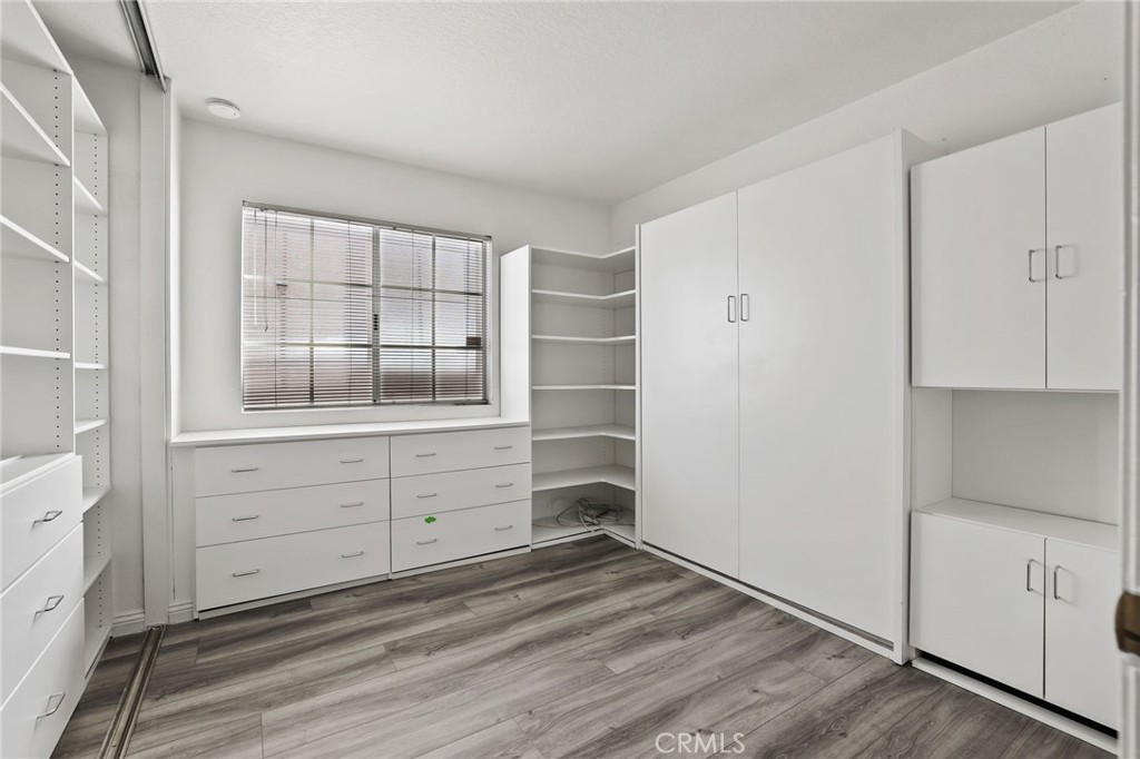 Glen (NW) (GL) - Residential