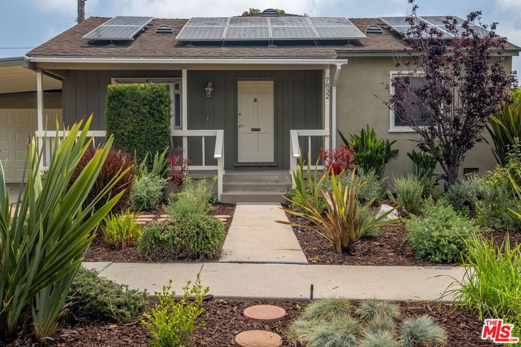 7832 Midfield Avenue, Los Angeles CA 90045