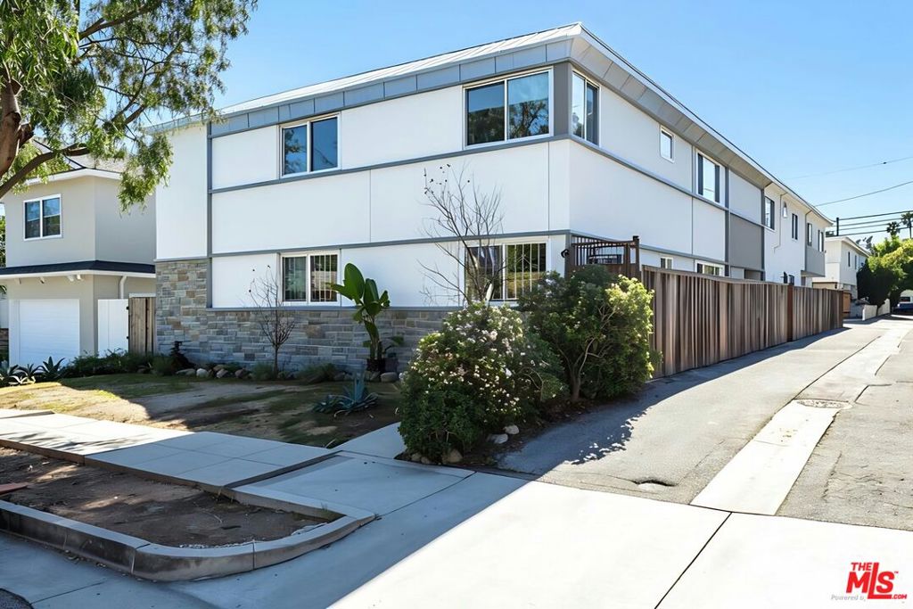 1114 23rd Street