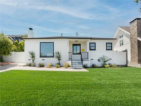 Property photo of 825 Bungalow Drive, El Segundo, CA 90245