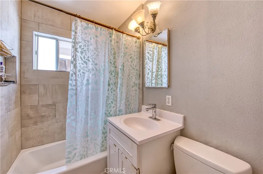 Lawndale, California 90260, United States, ,Residential,Active,165271